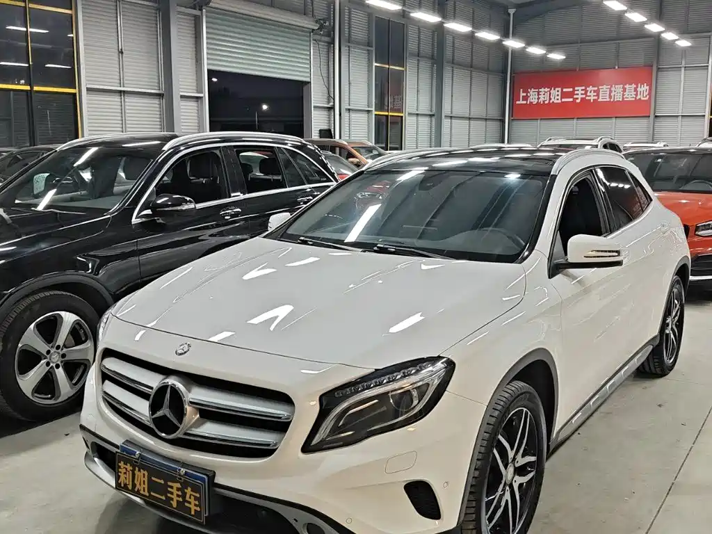 Mercedes-Benz GLA 2016