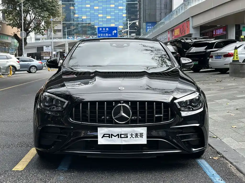 MERCEDES-BENZ E CLASS AMG