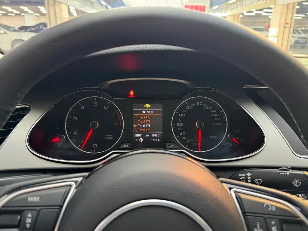 Audi A4L — миниатюра 12