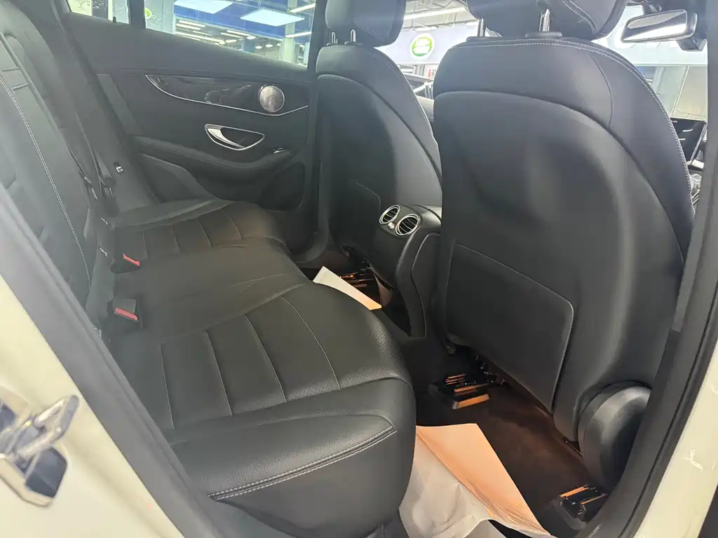 Mercedes-Benz GLC — миниатюра 11