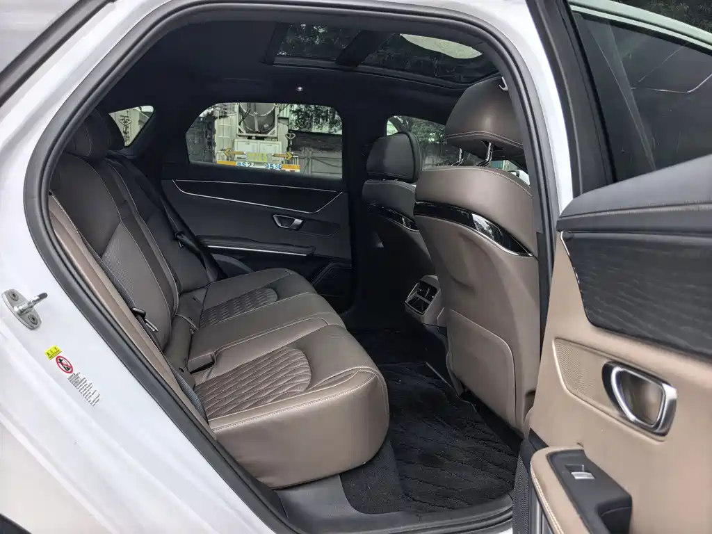 BYD Han — миниатюра 9