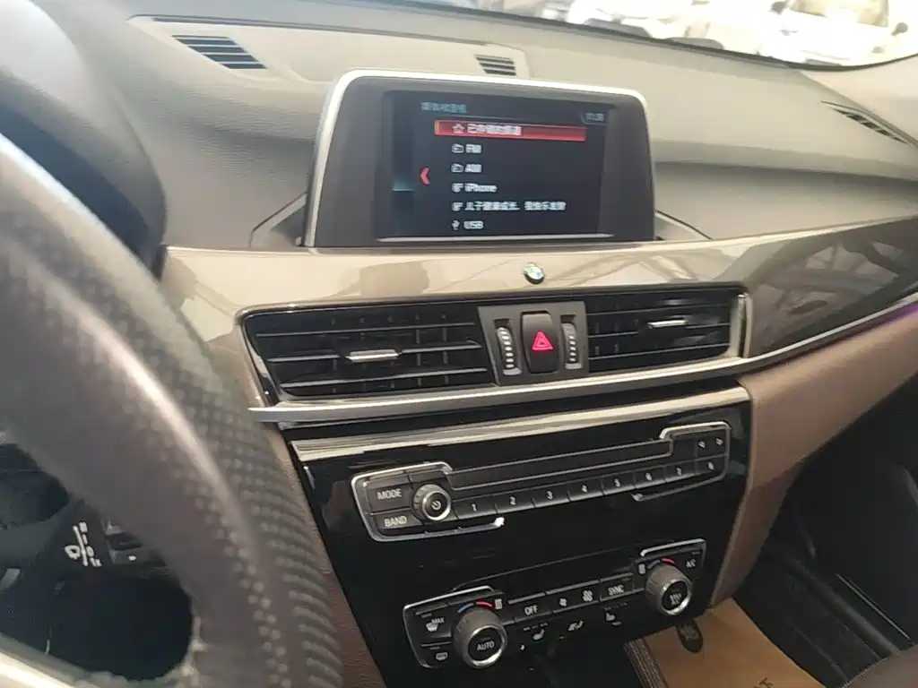 BMW X1 — миниатюра 13