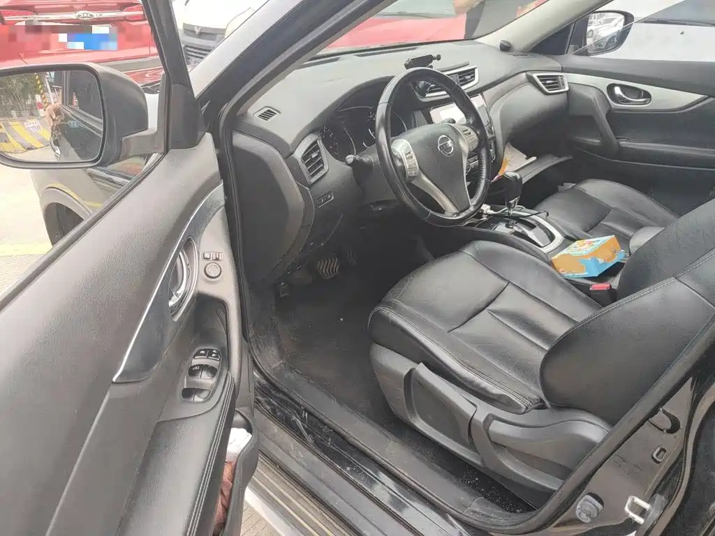 Nissan X-Trail — миниатюра 17