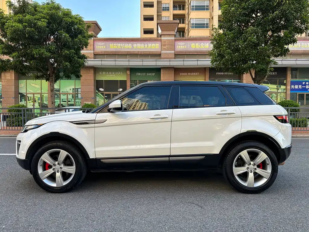 Land Rover Evoque — миниатюра 4