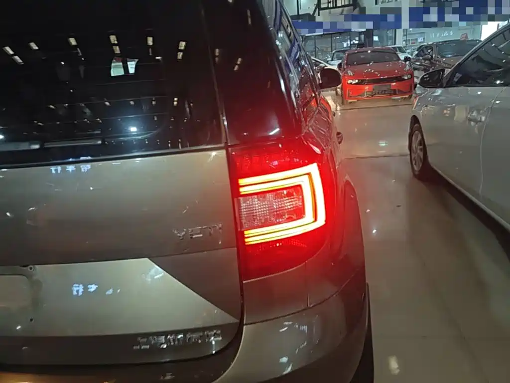 Skoda Yeti — миниатюра 8