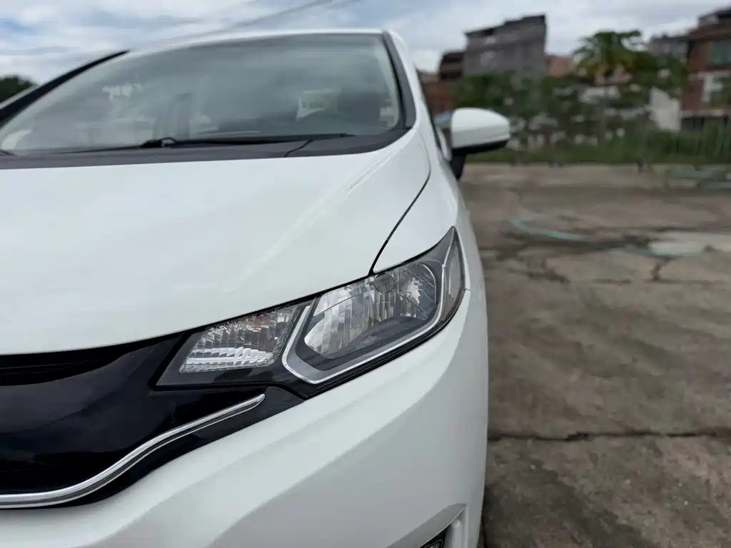 Honda Fit — миниатюра 15