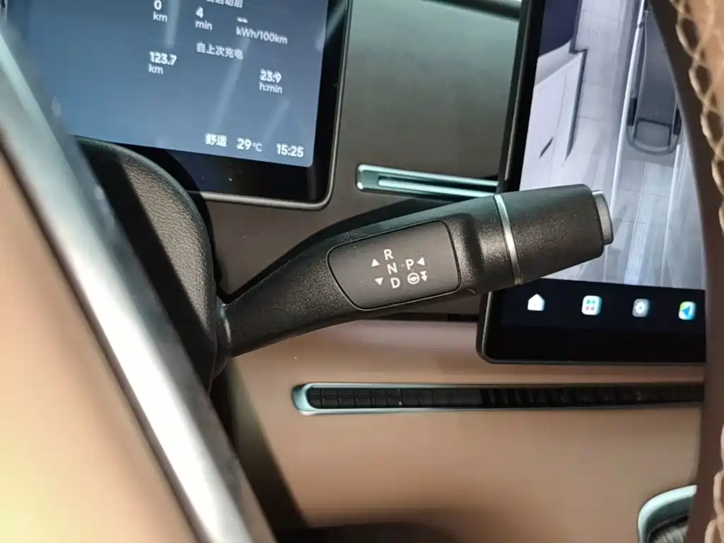 Leapmotor Leapmotor C11 — миниатюра 14