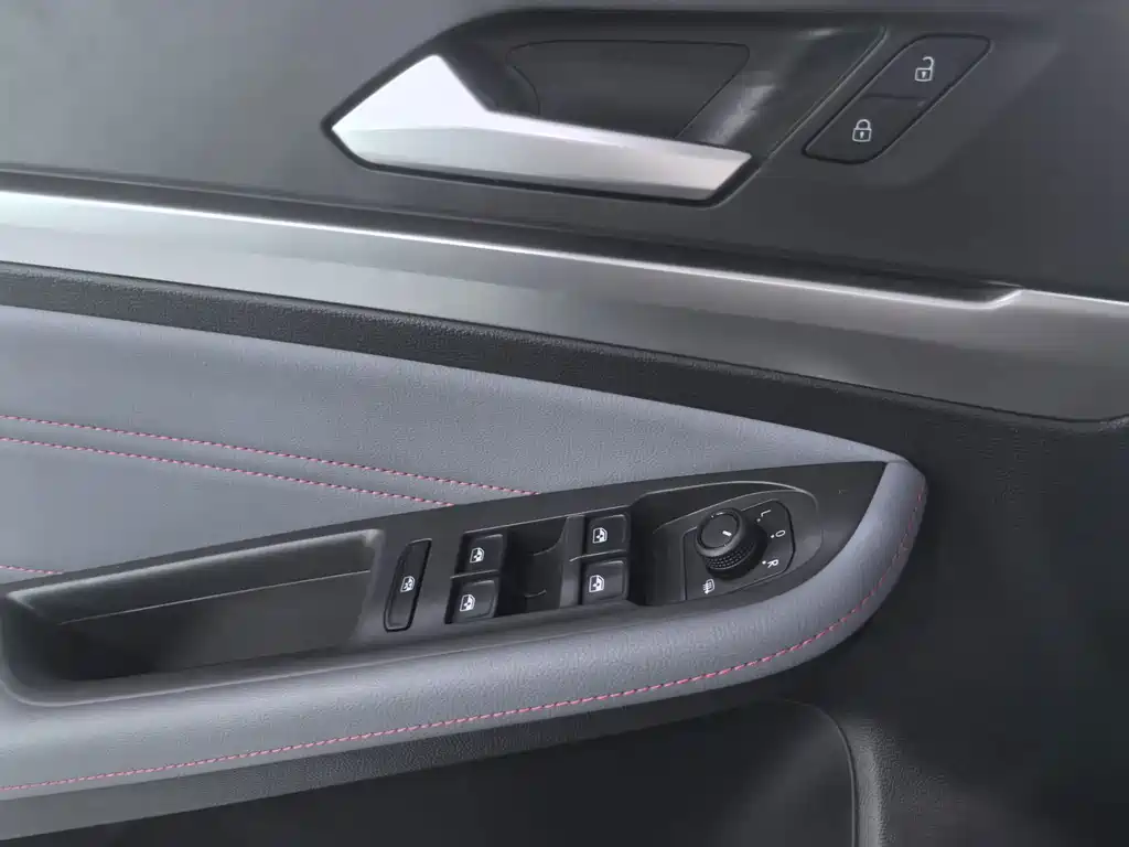 Volkswagen Lamando — миниатюра 15