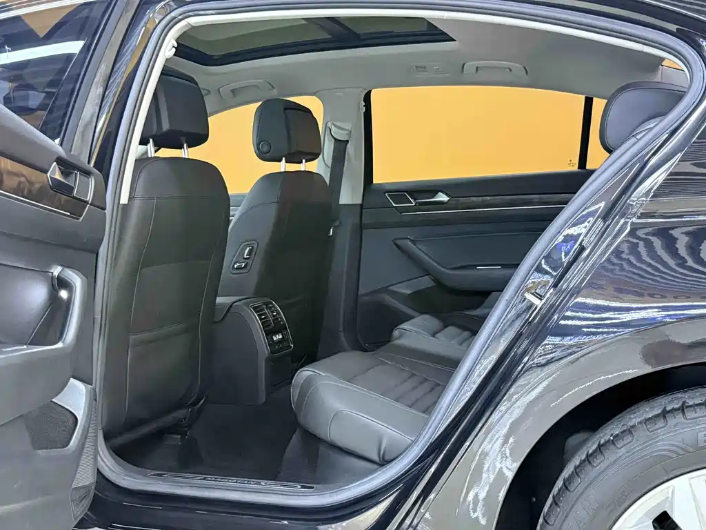Volkswagen Magotan — миниатюра 10