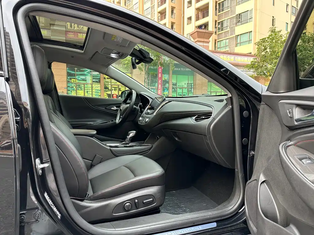 Chevrolet Malibu XL — миниатюра 13
