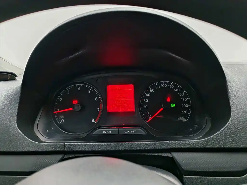 Volkswagen Jetta — миниатюра 14