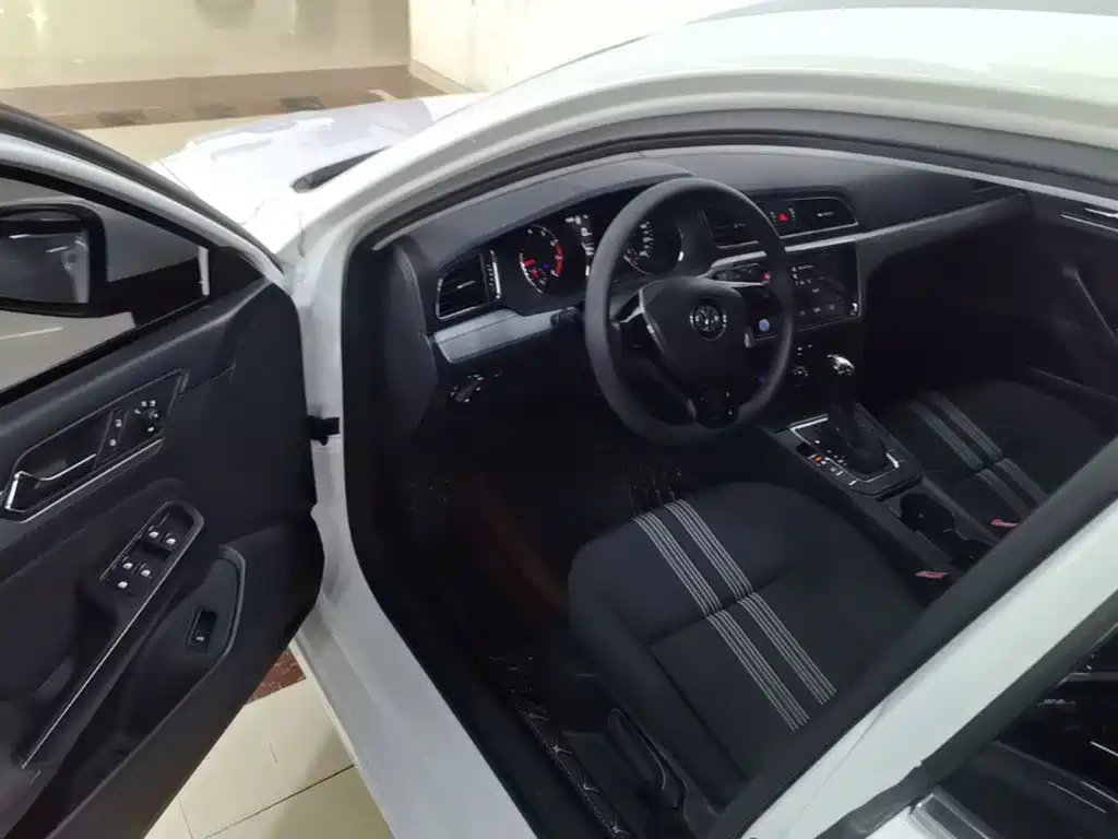 Volkswagen Lamando — миниатюра 16