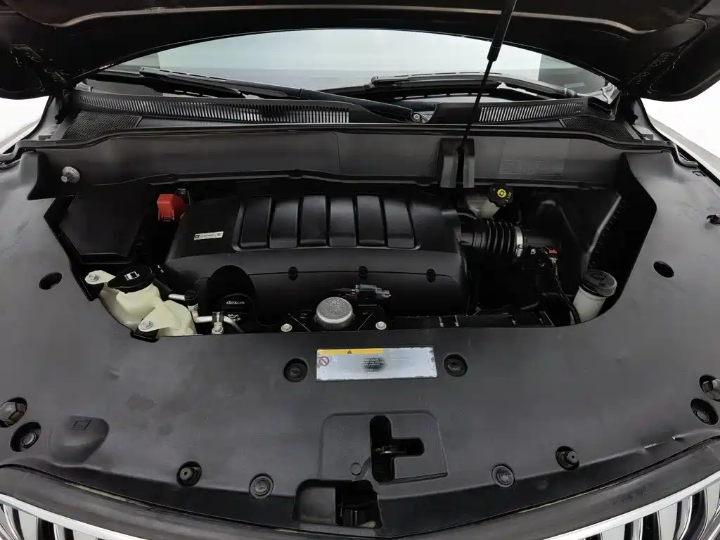 Buick Enclave — миниатюра 6