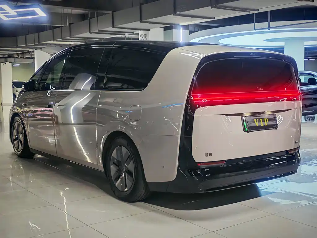 Li Auto Li MEGA — миниатюра 6