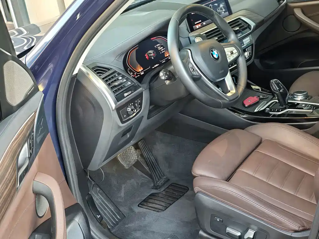 BMW X3 — миниатюра 9