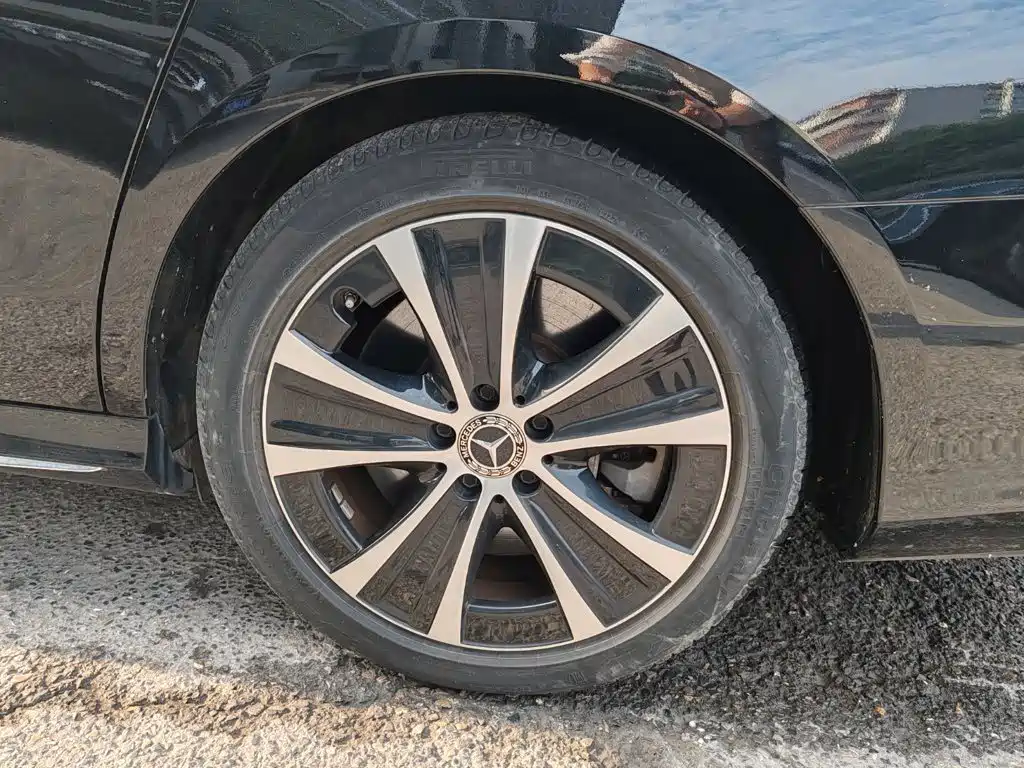 Mercedes-Benz E-Class New Energy — миниатюра 8