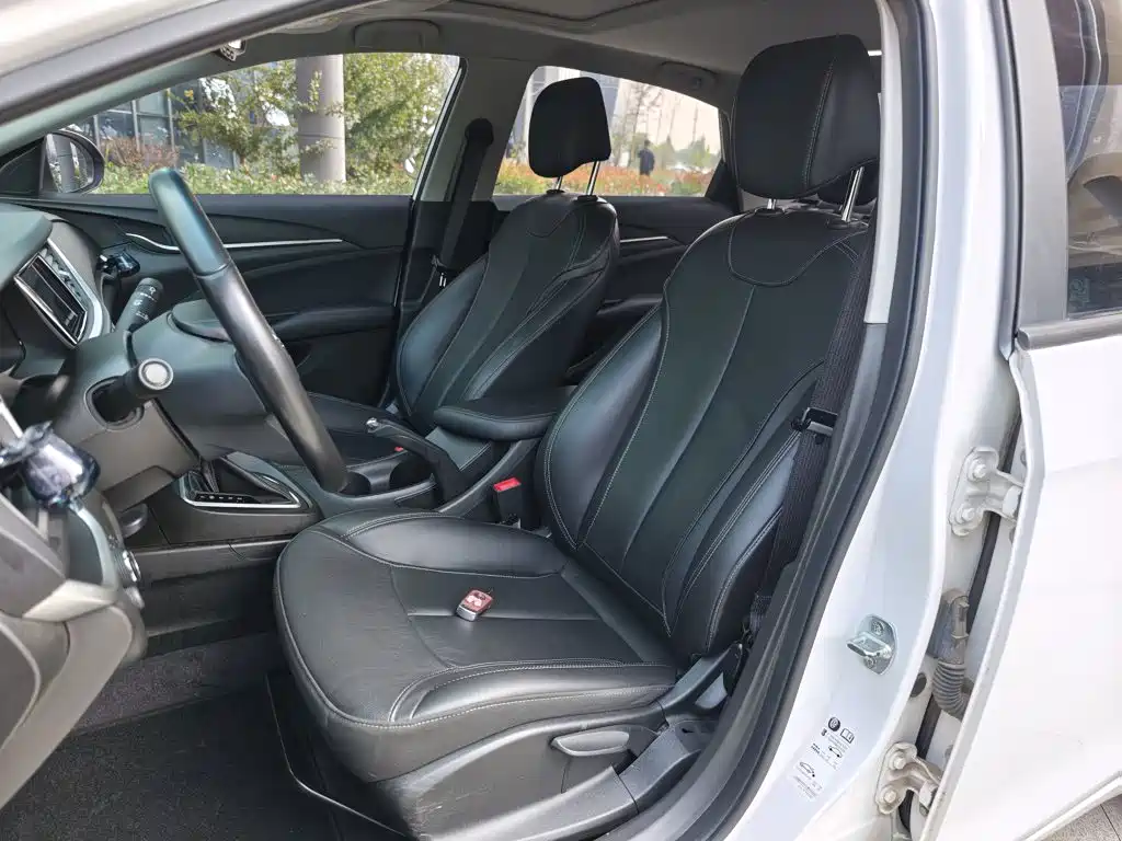Buick Excelle — миниатюра 15