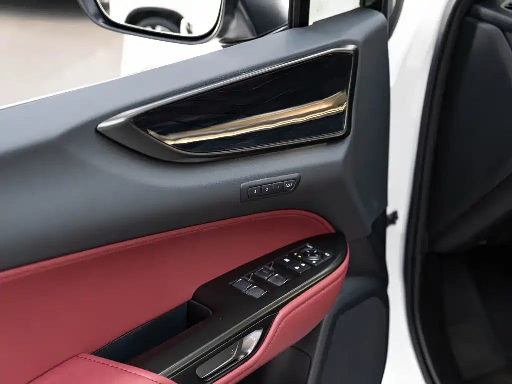 Lexus NX — фотографии объявления, Фото 18