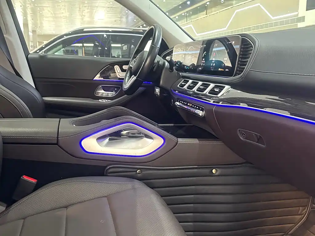 Mercedes-Benz GLE (Import) — миниатюра 5