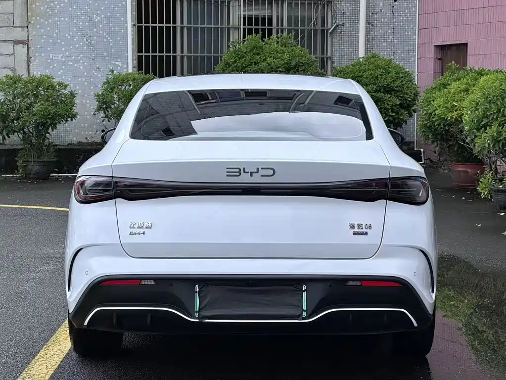 BYD Seal 06 — миниатюра 12