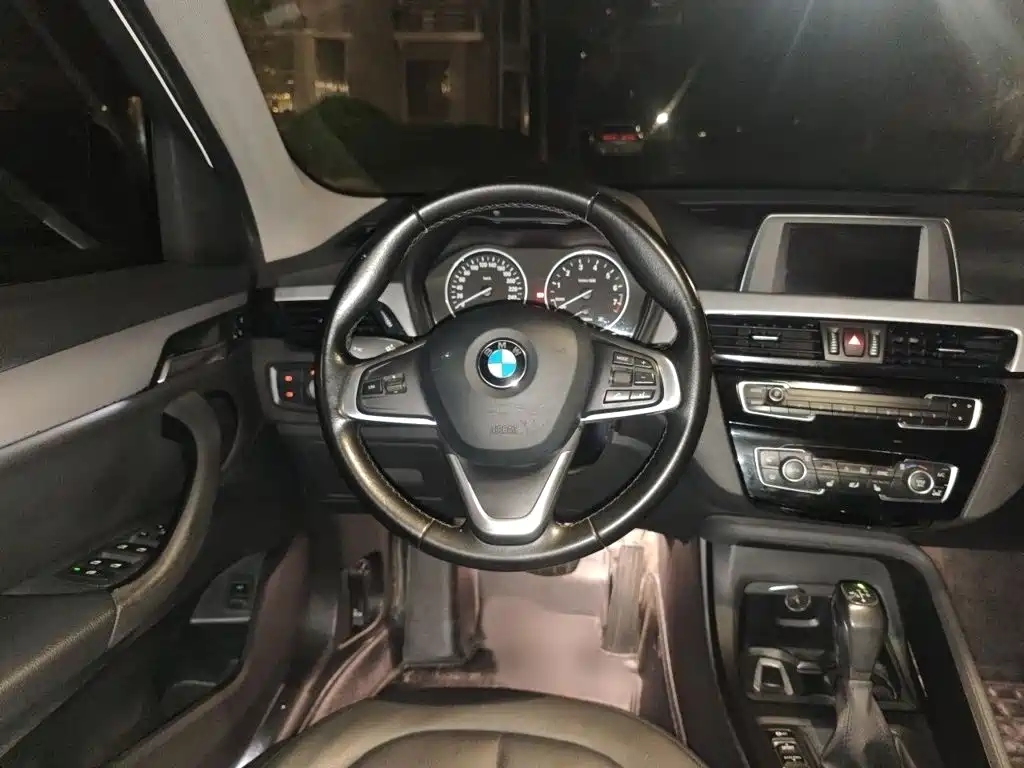 BMW X1 — миниатюра 3