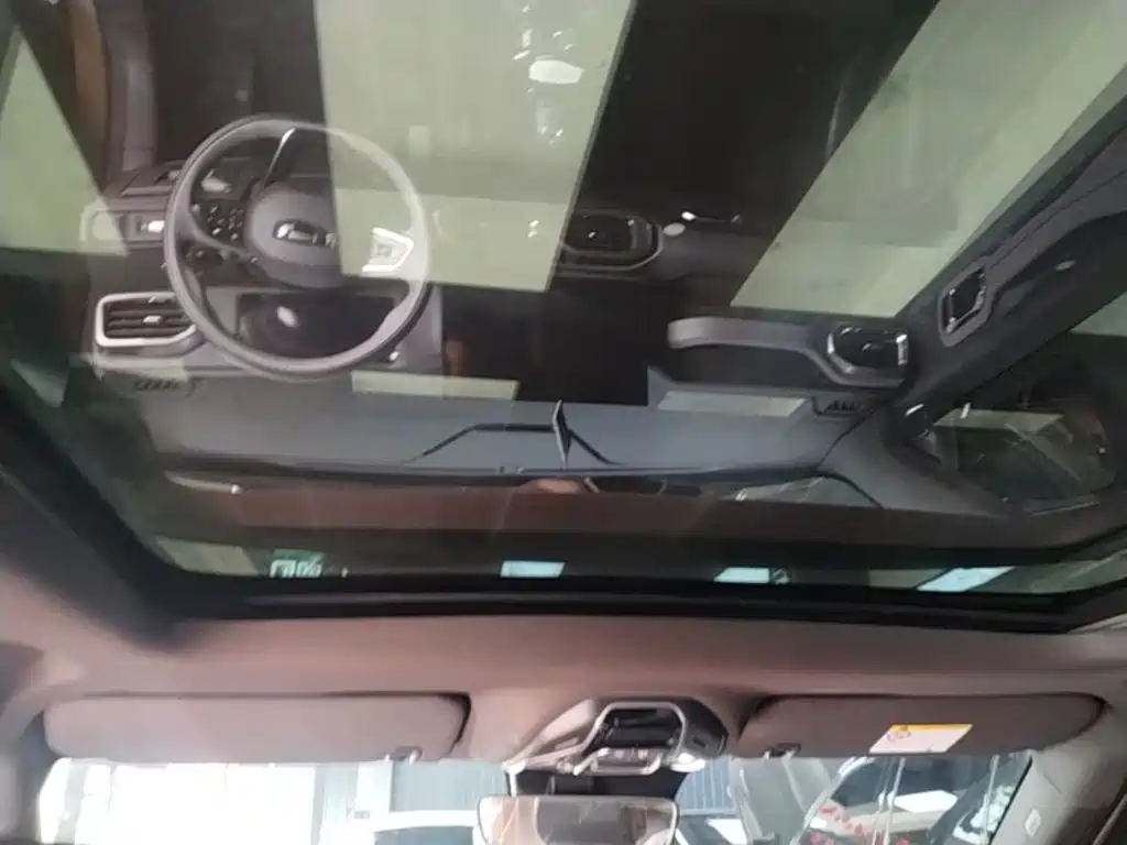 Geely Cowboy — миниатюра 18
