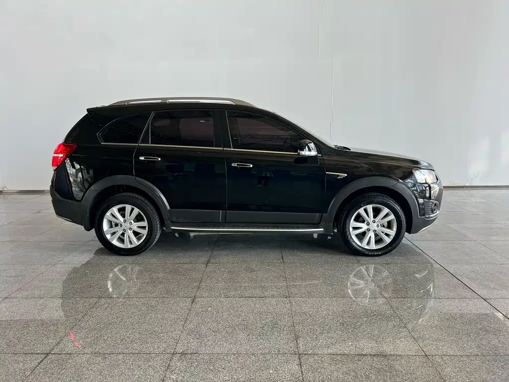 Chevrolet Captiva 2015 2.4L Flagship 7 мест