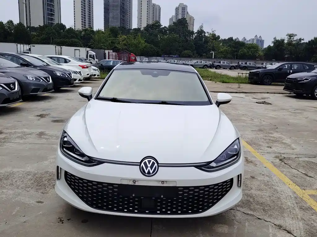 Volkswagen Lamando — миниатюра 2