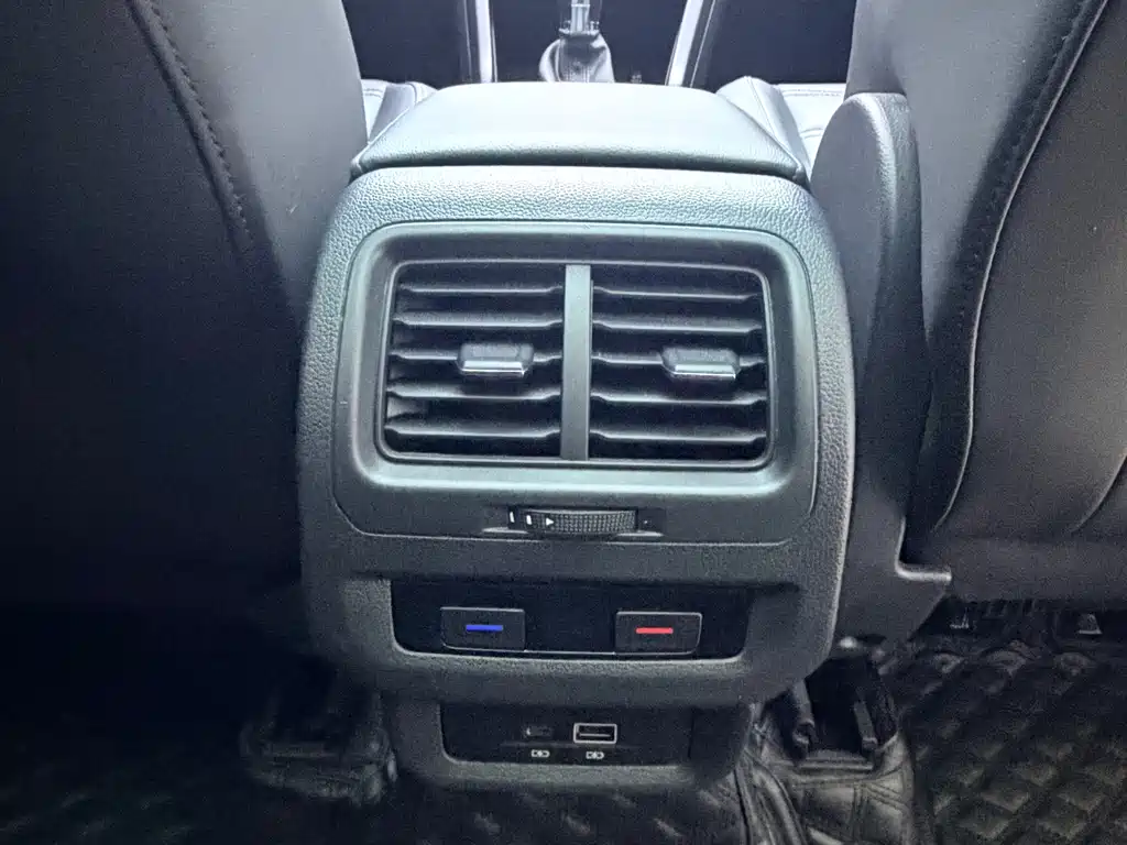 Volkswagen Touran — миниатюра 12