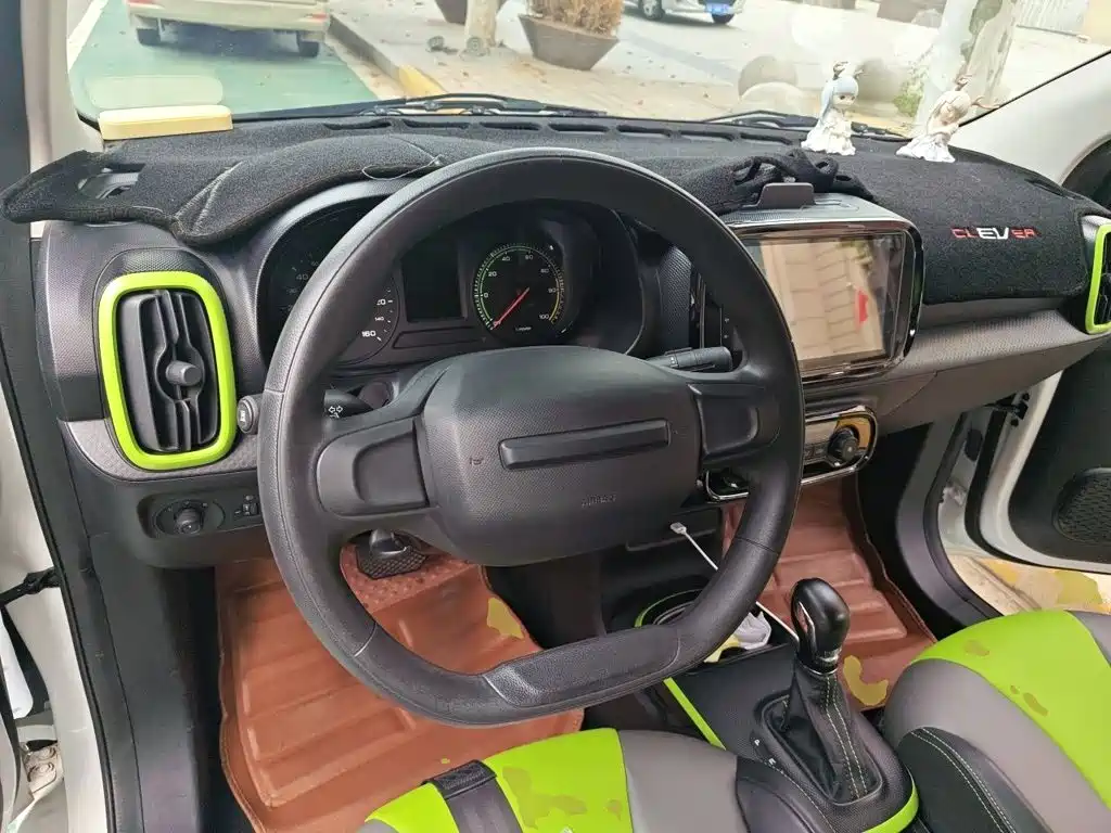 Roewe Clever — миниатюра 11