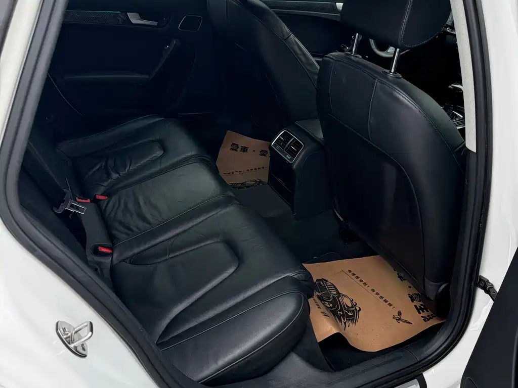 Audi A4L — миниатюра 10