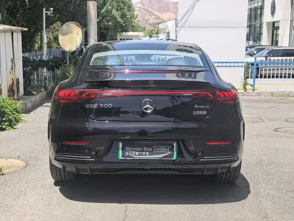 Mercedes-Benz EQE 2025 500 4MATIC