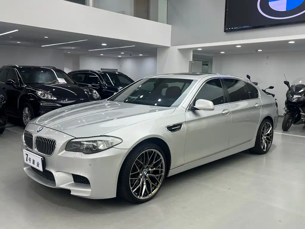 BMW 5 Series 2011
