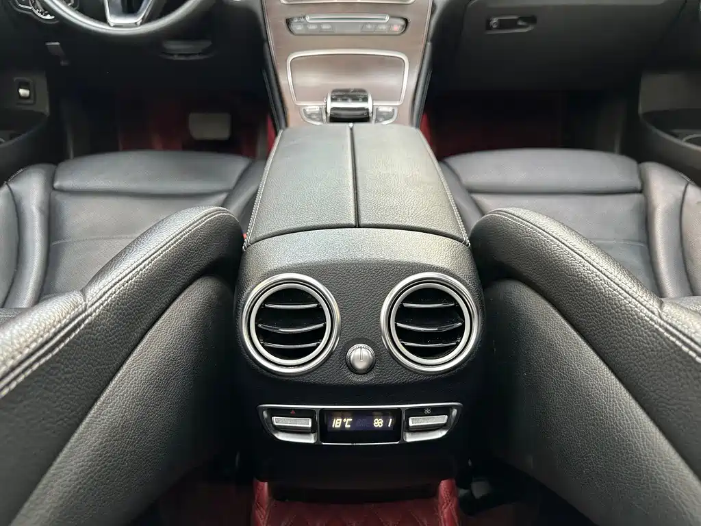 Mercedes-Benz GLC — миниатюра 23