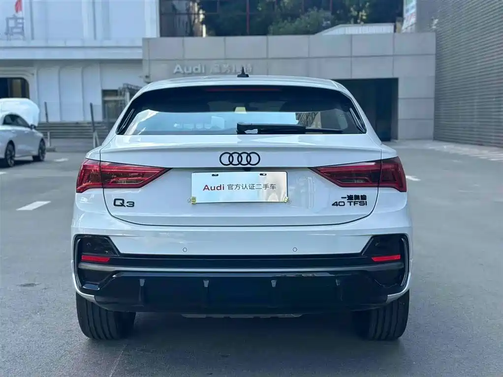 Audi Q3 Sportback — миниатюра 6