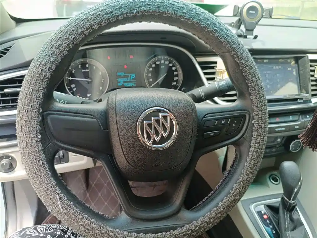 Buick Excelle 2015 15N AT