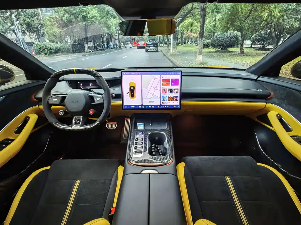 XIAOMI CAR XIAOMI SU7 ULTRA