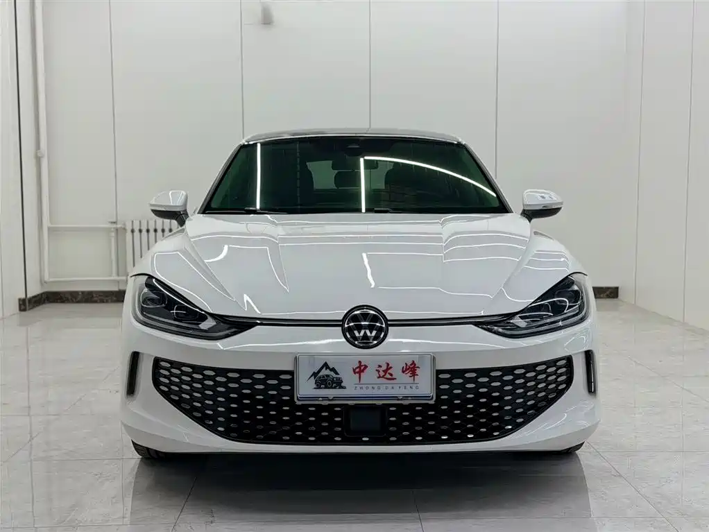 VOLKSWAGEN LINGDU