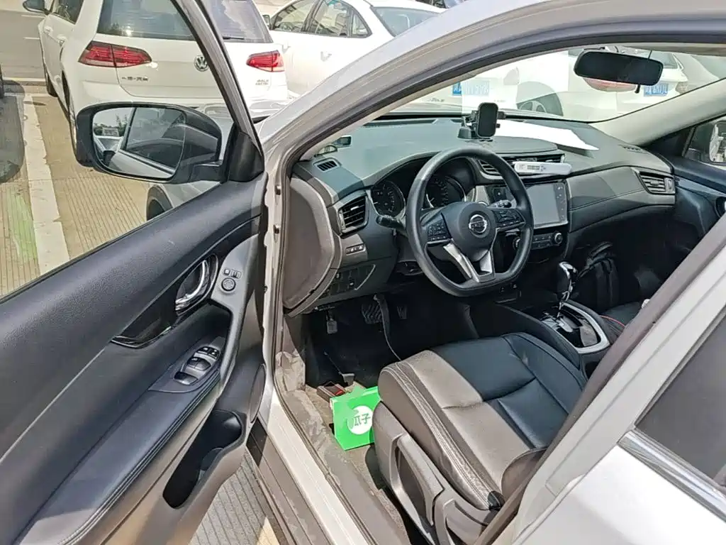 Nissan X-Trail — миниатюра 16