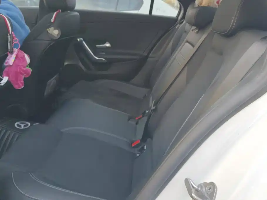 Mercedes-Benz A-Class — миниатюра 10
