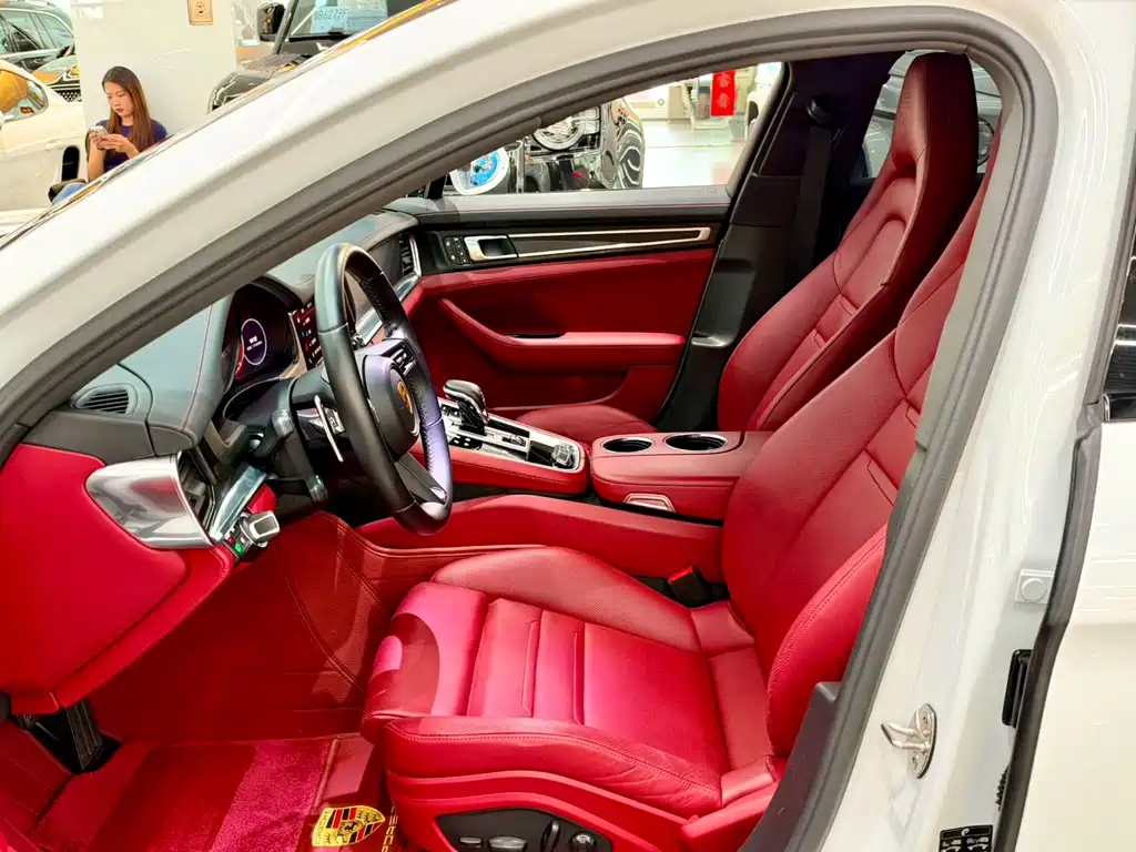 Porsche Panamera — миниатюра 5