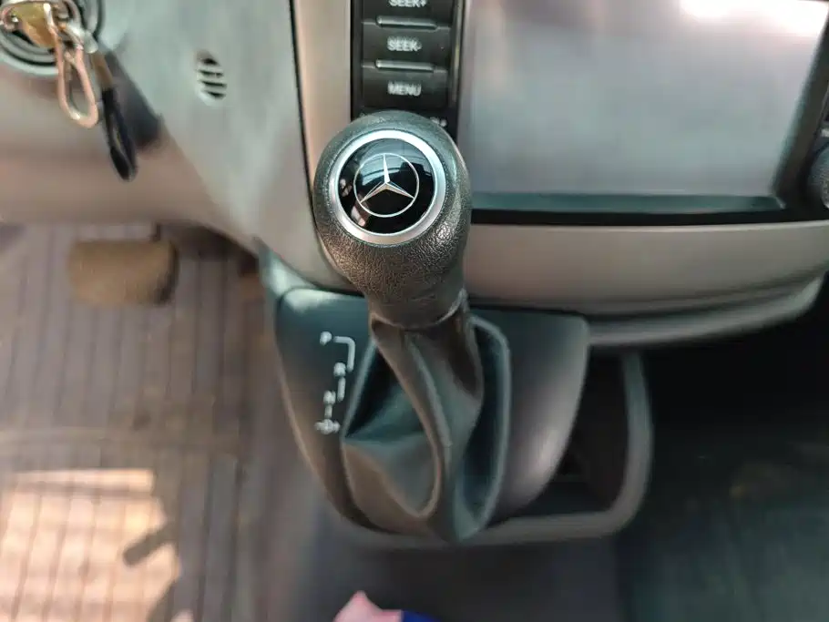 Mercedes-Benz Vito — миниатюра 16