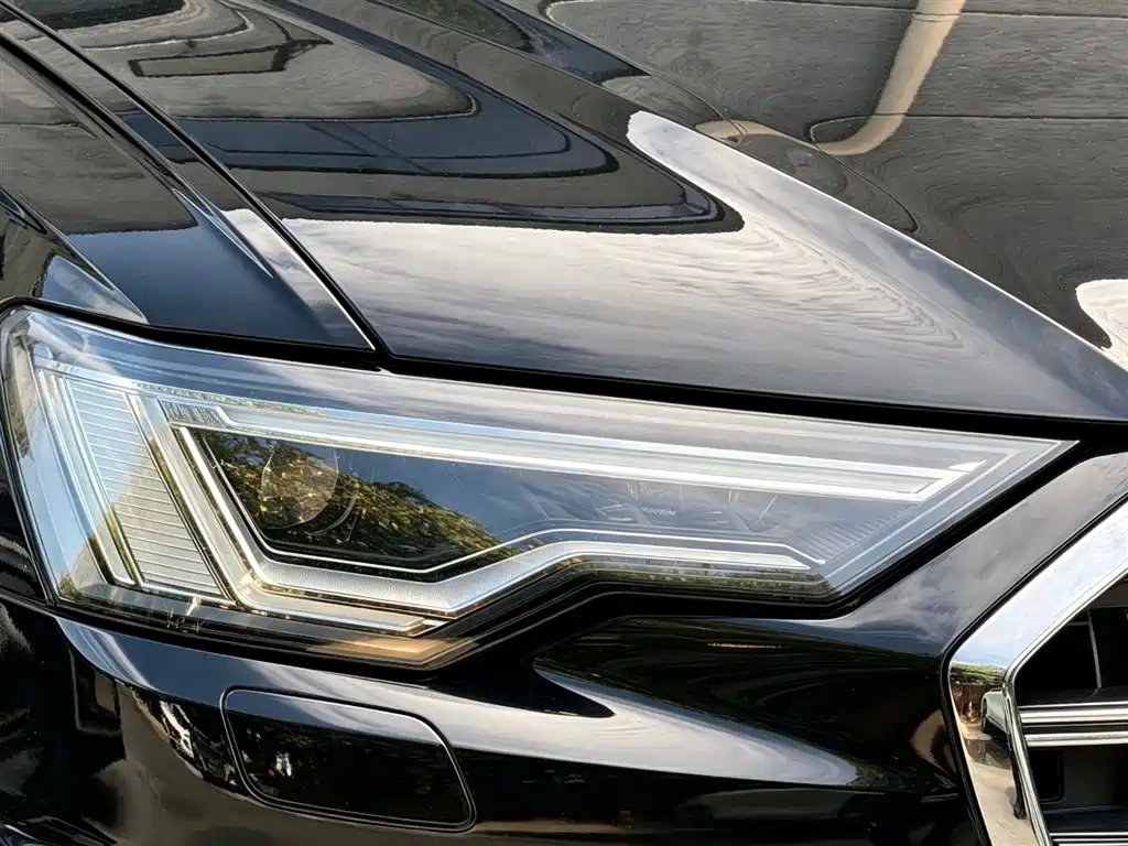 Audi A6L — миниатюра 12