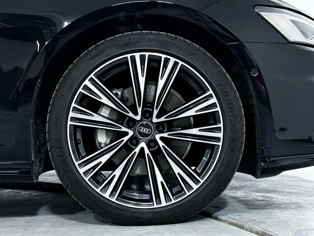 Audi A6L — миниатюра 13