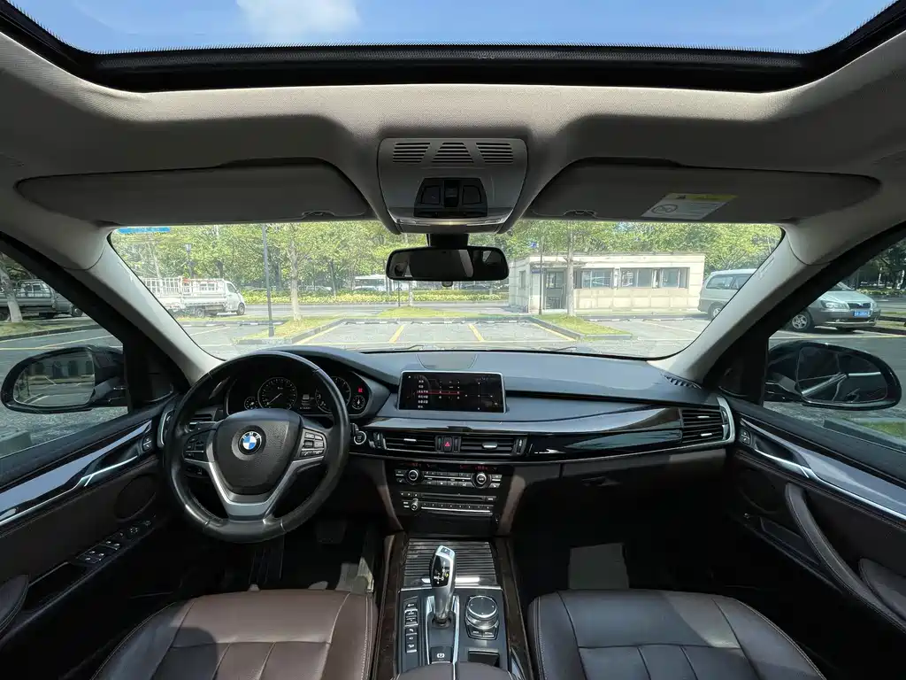 BMW X5 (Import) — миниатюра 9