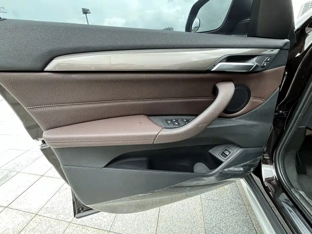 BMW X1 — миниатюра 11