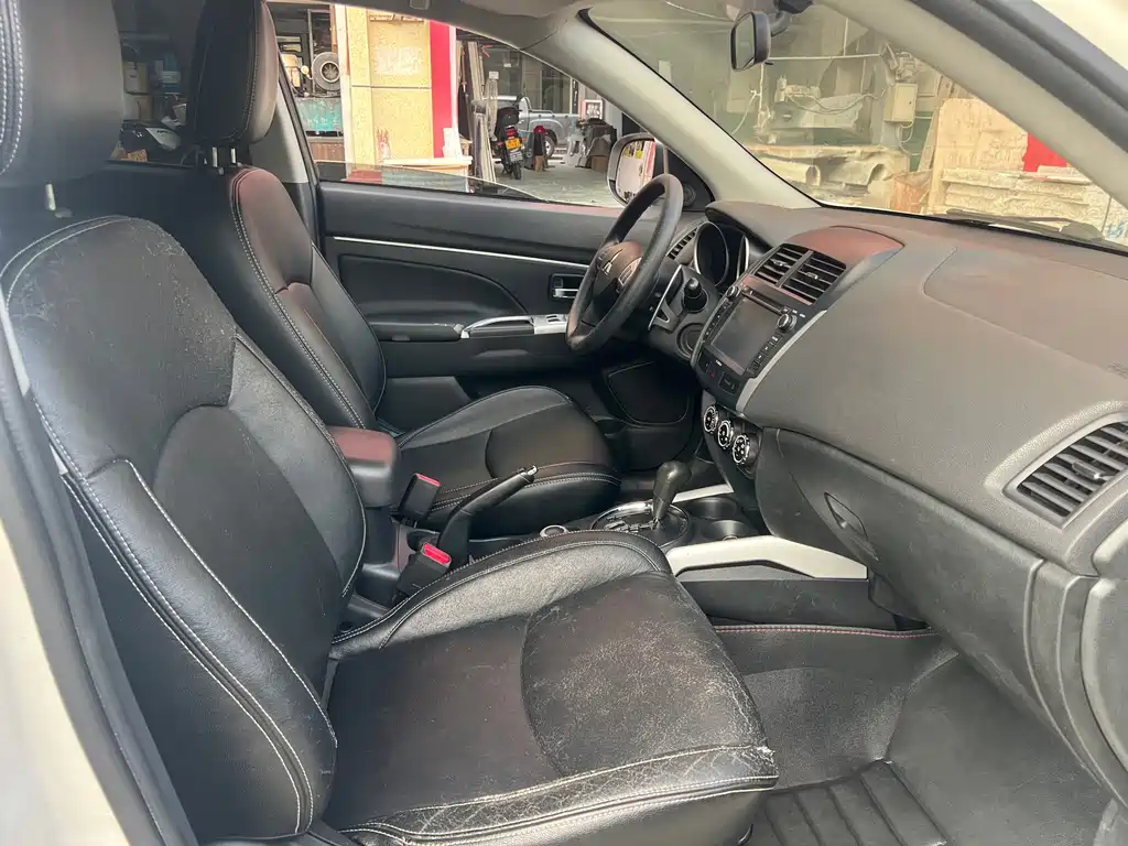 Mitsubishi ASX — миниатюра 22
