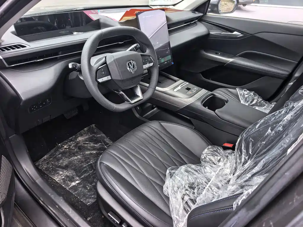 Changan Побег PHEV — миниатюра 4