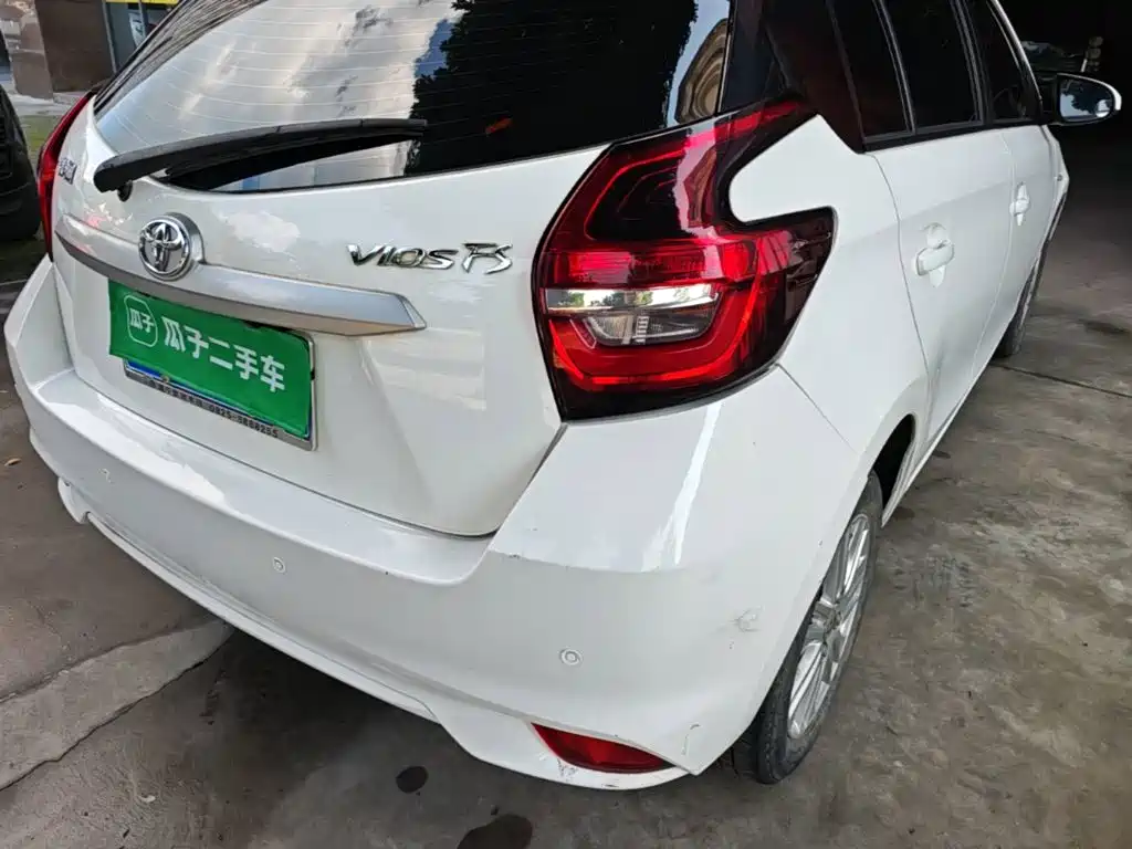 Toyota Vios FS — миниатюра 8