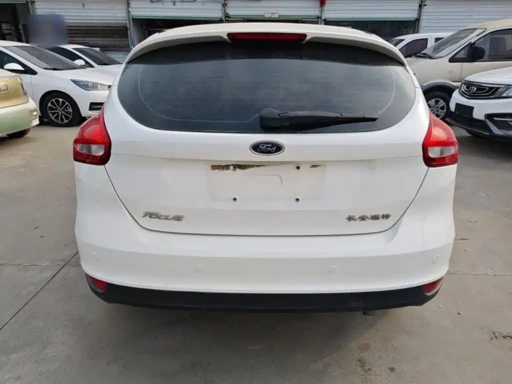 Ford Focus — миниатюра 6